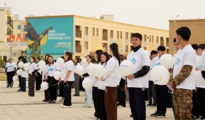 В Туркестане открыт уникальный мурал в поддержку конституционной реформы