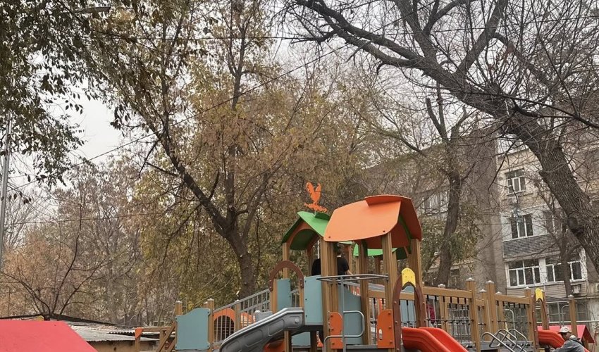 ТҰРАН АУДАНЫНДА БАЛАЛАР МЕН ЖАСТАР ҮШІН ЖАҢА ОЙЫН ЖӘНЕ СПОРТ АЛАҢШАЛАРЫ САЛЫНАДЫ