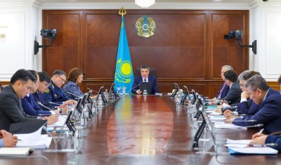 Олжас Бектенов құқық бұзушылық профилактикасы жөніндегі ВАК отырысын өткізді – жол қауіпсіздігі шаралары қаралды