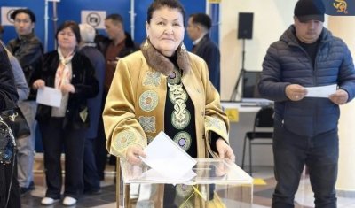 «AMANAT» ПАРТИЯСЫ ТҮРКІСТАН ОБЛЫСТЫҚ ФИЛИАЛЫ АТҚАРУШЫ ХАТШЫСЫНЫҢ ОРЫНБАСАРЫ ҚАЛЫЙМА ЖАНТӨРЕЕВА ӨЗ ТАҢДАУЫН ЖАСАДЫ