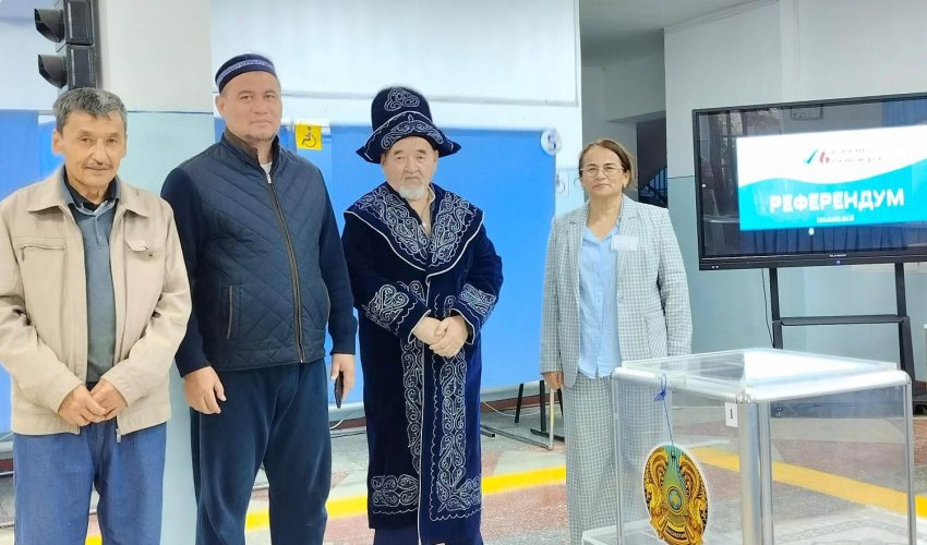 ШЫМКЕНТТІКТЕРГЕ РЕФЕРЕНДУМ БАРЫСЫНДА СЫЙЛЫҚТАР БЕРІЛДІ