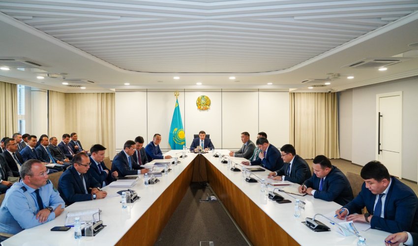В ТУРКЕСТАНСКОЙ ОБЛАСТИ ПРОШЛО СОВЕЩАНИЕ ПО РЕАЛИЗАЦИИ ПОСЛАНИЯ ПРЕЗИДЕНТА