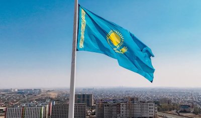ШЫМКЕНТТЕ РЕСПУБЛИКА КҮНІ ҰЛТТЫҚ ӨНЕРМЕН ҰЛЫҚТАЛДЫ