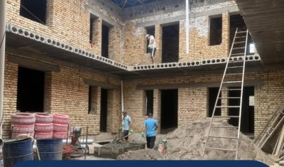 ТҮРКІСТАН: САРЫАҒАШТА КОЛЛЕДЖ СТУДЕНТТЕРІНЕ АРНАЛҒАН 101 ОРЫНДЫҚ ЖАҢА ЖАТАҚХАНА БОЙ КӨТЕРУДЕ