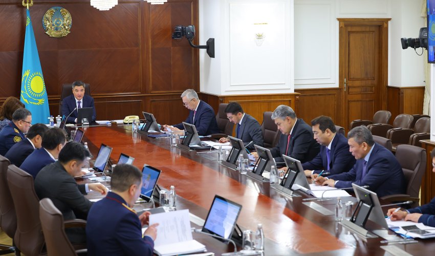 Премьер-министрдің төрағалығымен  құқық бұзушылықтардың алдын алу жөнінде ВАК отырысында көші-қон жағдайы қаралды