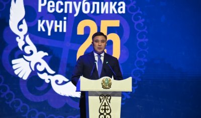 Шымкентте Республика күні мен Егемендік декларациясының 35 жылдығына арналған салтанатты іс-шара өтті