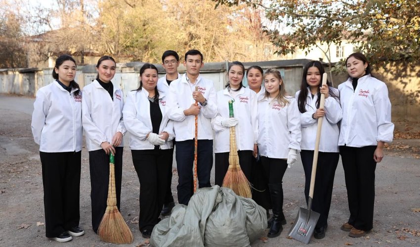 «Таза Қазақстан»: Шымкент тұрғындары қаланың экологиялық келбетін жақсартуға үлес қосуда