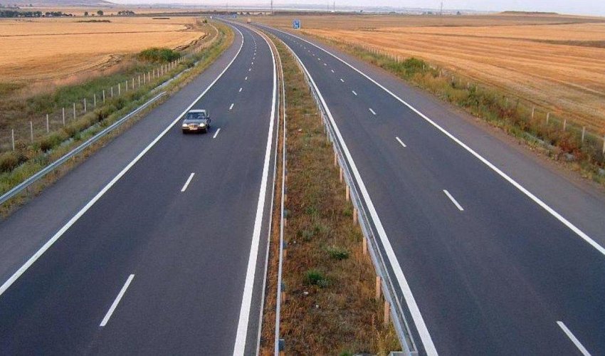 Көлік министрлігі жазғы маусымда Алакөлге дейін қосымша вагондар мен билет құны қолжетімді әуе рейстерін іске қосады