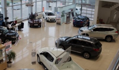 Екі автокөлікті алаяқтық жолмен иемденген ер адам сотталды