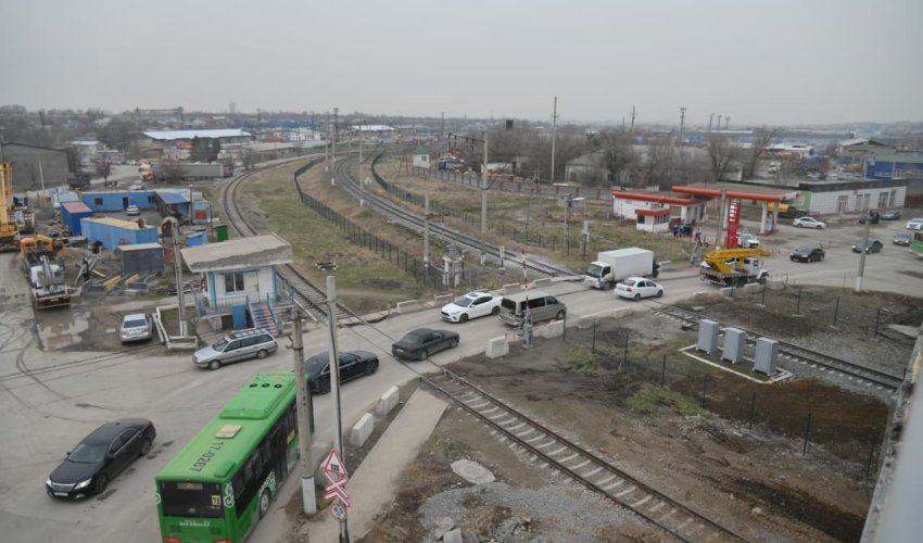 МОМЫНОВ КӨШЕСІНДЕ ЖАҢА АВТОКӨЛІК ӨТКЕЛІ АШЫЛДЫ