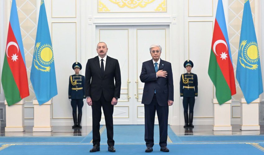 Мемлекет басшысы Әзербайжан Президентімен келіссөз жүргізді