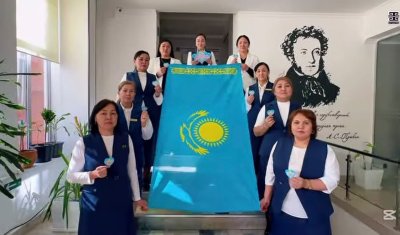 ШЫМКЕНТТЕ БАЛАЛАРҒА ОТАНСҮЙГІШТІК ПЕН МЕЙІРІМ ҚҰНДЫЛЫҚТАРЫ ДӘРІПТЕЛДІ