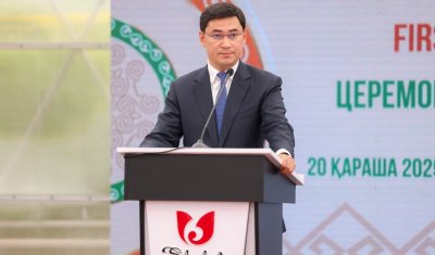 ШЫМКЕНТТЕ «ALSERA KZ» ЖЫЛЫЖАЙ КЕШЕНІНДЕ АЛҒАШҚЫ ҚЫЗАНАҚ ӨНІМІ ЖИНАЛДЫ