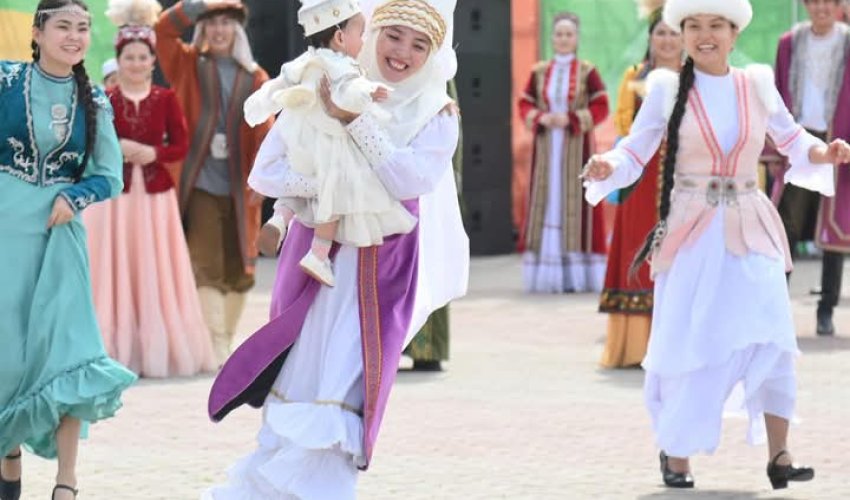 Шымкент отмечает Наурыз: атмосфера праздника, радости и единства в каждом уголке мегаполиса