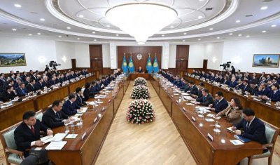 Олжас Бектенов Президентке ел экономикасын нығайту жөніндегі тапсырмалардың жүзеге асырылу барысы туралы баяндады