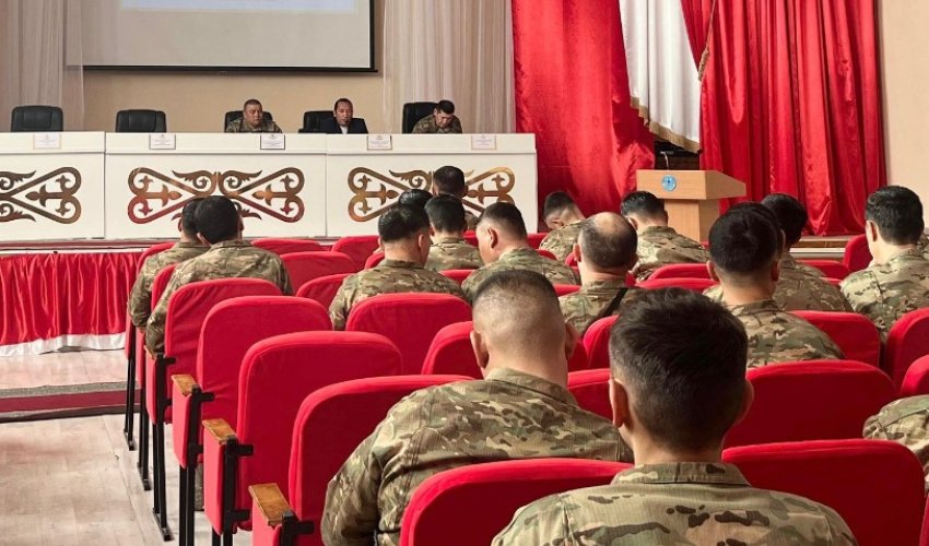 ШЫМКЕНТТЕ ӘСКЕРИ ҚЫЗМЕТШІЛЕРГЕ ЕСІРТКІНІҢ ЗИЯНЫ ТУРАЛЫ ПРОФИЛАКТИКАЛЫҚ КЕЗДЕСУ ӨТТІ