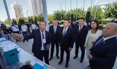 Түркістан облысындағы тамыз кеңесі: Bilim Group педагогтерге арналған цифрлық шешімдерді таныстырды