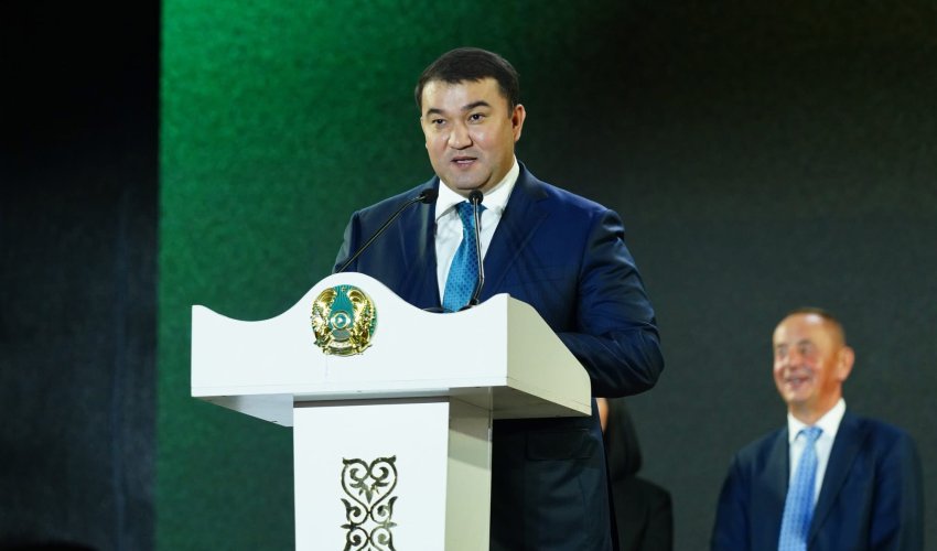 ТҮРКІСТАНДА ОРТА АЗИЯДА ТЕҢДЕСІ ЖОҚ «ЕСКЕК ЕСУ» АРНАСЫ АШЫЛДЫ