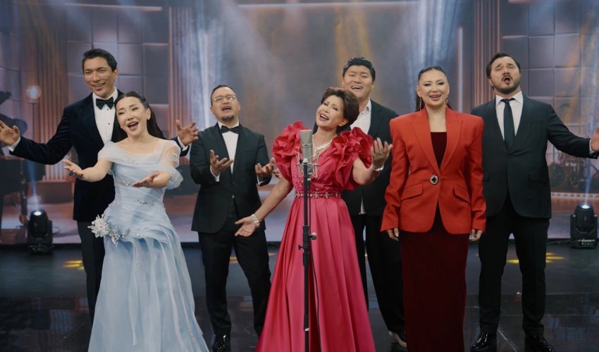 Звезды казахстанской эстрады объединились в поддержку новой Конституции – народный гимн «Халықтың Ата Заңы»