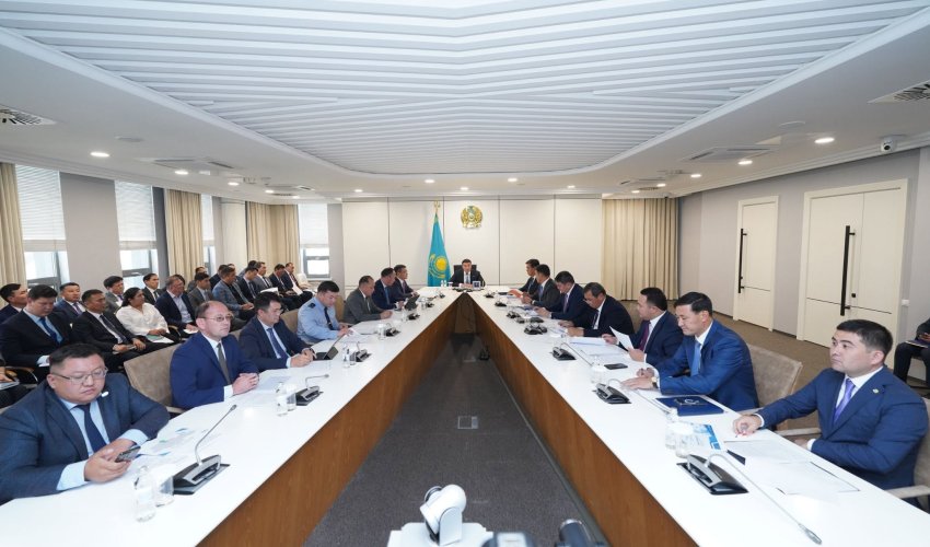 ТҮРКІСТАН ОБЛЫСЫНДА ЖОЛ ҚҰРЫЛЫСЫ ЖҰМЫСТАРЫНА БАҚЫЛАУ КҮШЕЙТІЛЕДІ