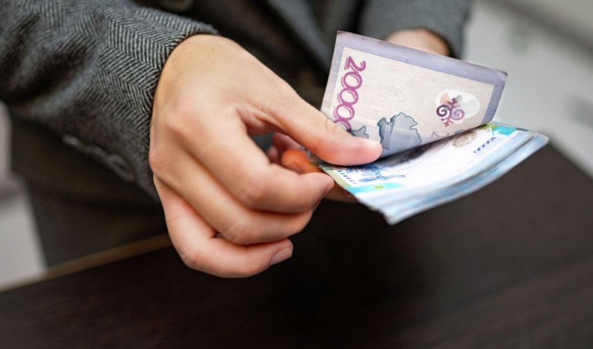 ТҮРКІСТАН ОБЛЫСЫНДА КӘСІПОРЫНДАРДЫҢ 5 МЫҢҒА ЖУЫҚ АЗАМАТ АЛДЫНДАҒЫ ЖАЛАҚЫ ҚАРЫЗЫ ӨНДІРІЛДІ