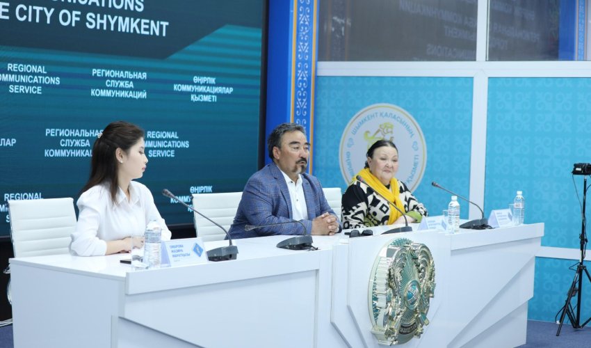 ТАЛДЫҚОРҒАН ТЕАТРЫНЫҢ РУХАНИ КЕРУЕНІ: 50 ЖЫЛДЫҚ МЕРЕЙТОЙЛЫҚ ГАСТРОЛЬ ШЫМКЕНТТЕ ЖАЛҒАСАДЫ