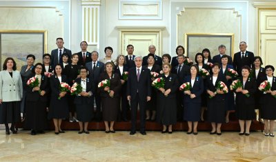 Президент білім саласының үздіктерін мемлекеттік наградалармен марапаттады
